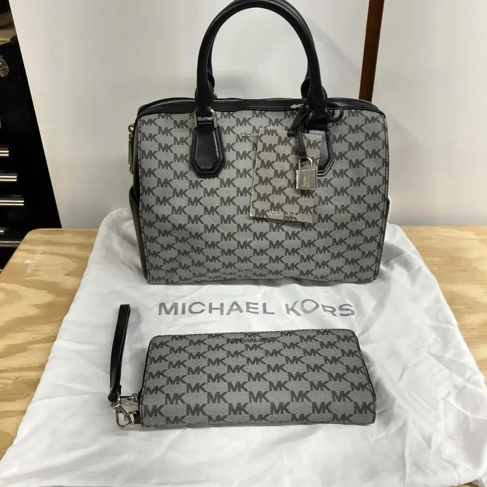 Michael Kors Mercer Signature Medium Duffle Bag/purse W Wallet in Black/Grey NWT